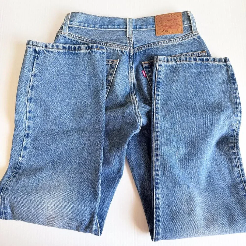 Levi's 501 Wester Jeans - Picture 5 of 8